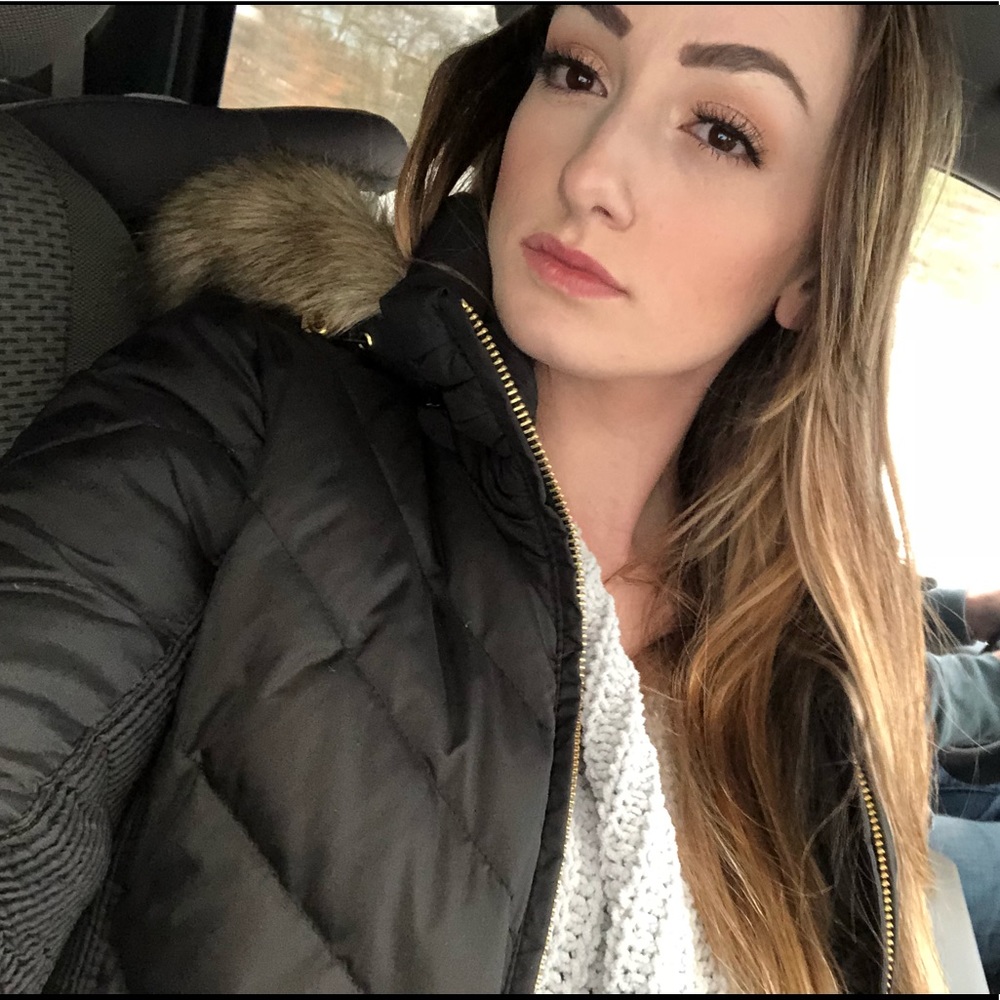 Meet your Posher, Ashley